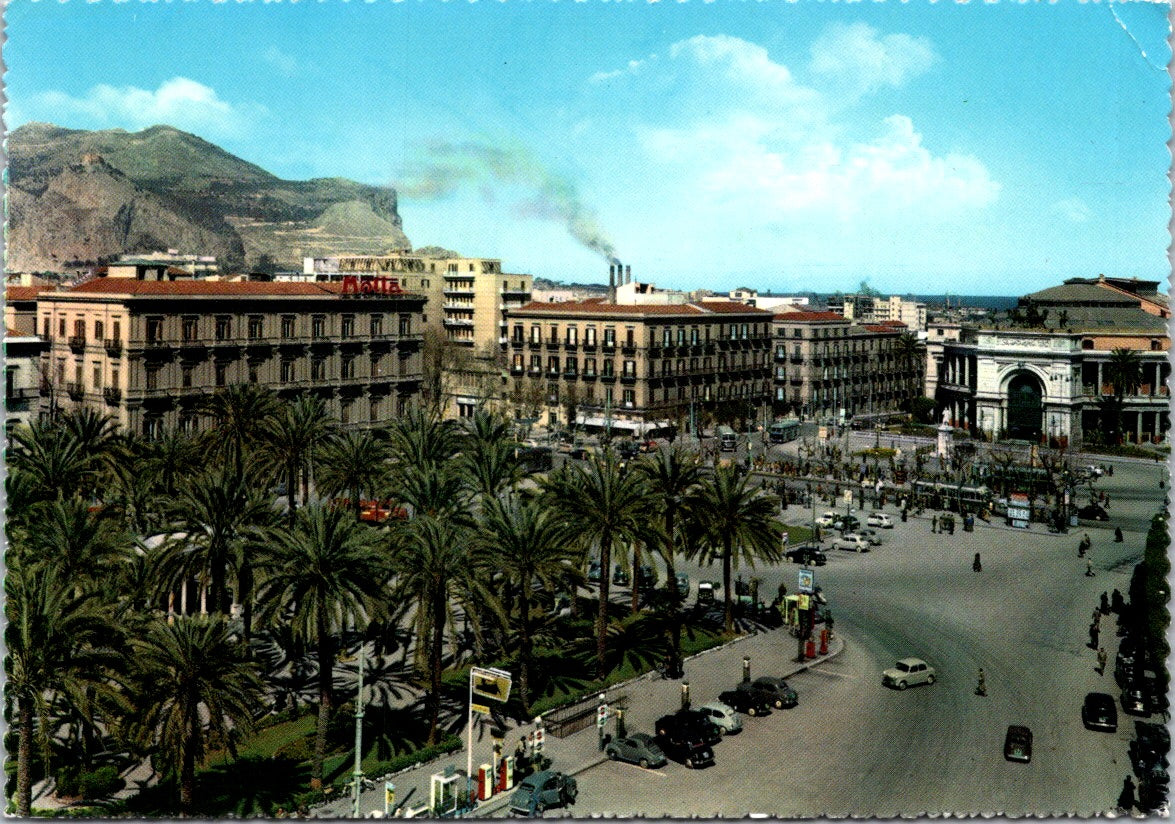 Vintage Postcard Castelnuovo Square Palermo Italy Unposted