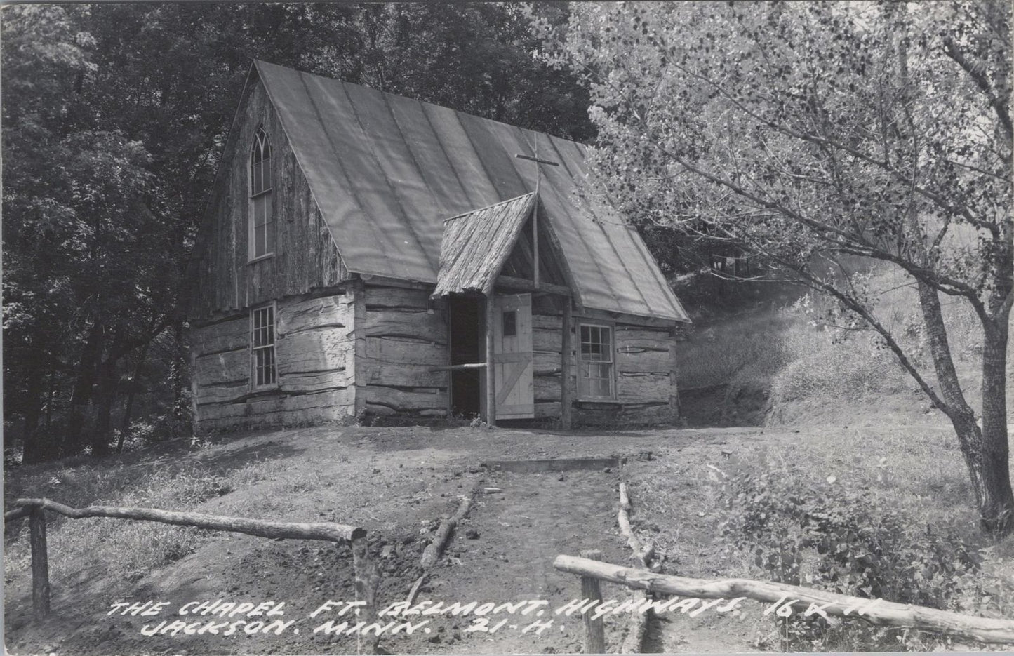 Vintage Postcard Post Card Chapel Ft Belmont Highway 16 71 Jackson MN RPPC