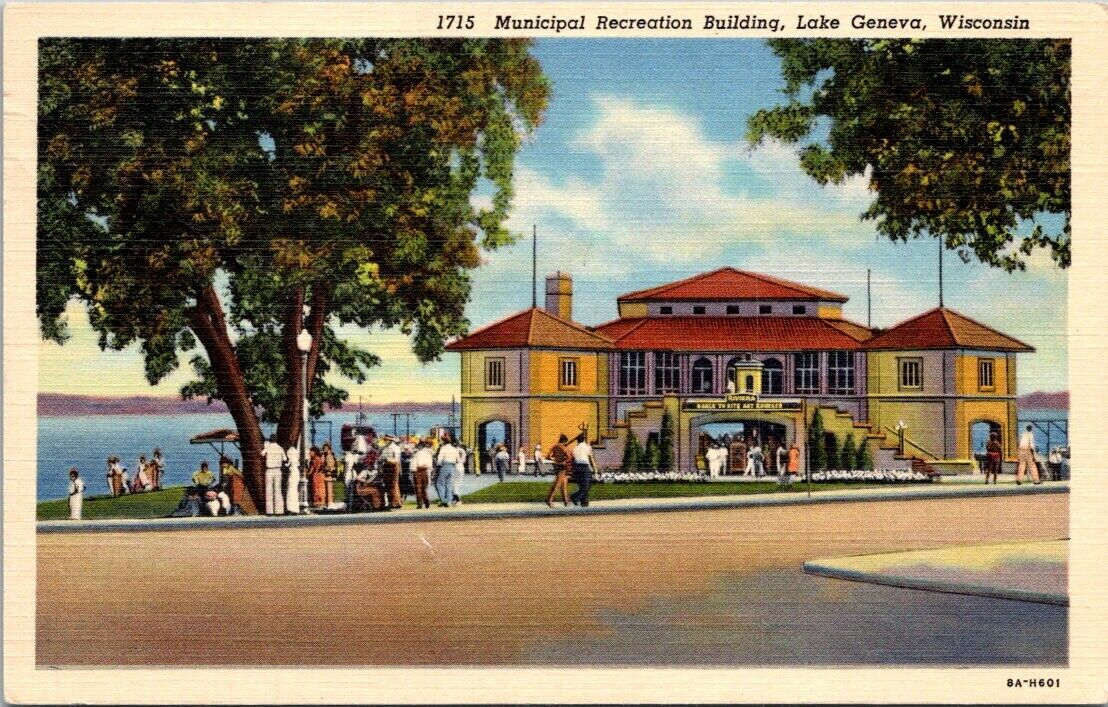 Postcard Divided Back Unposted Recreation Rec Building Lake Geneva Wisconsin