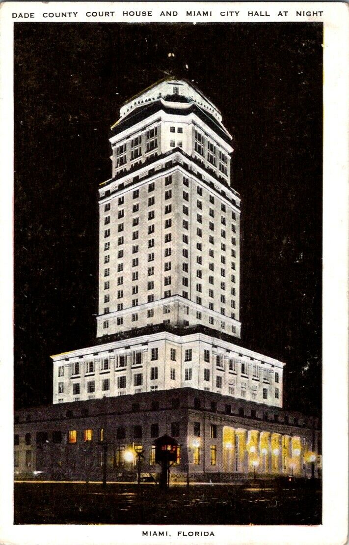 Postcard Post Card Dade County Court House City Hall Miami Florida