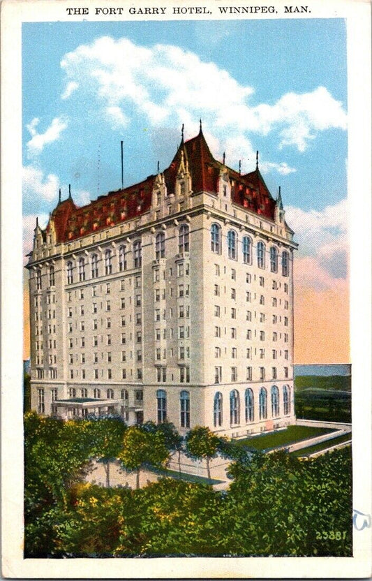 Vintage Postcard The Fort Garry Hotel Winnipeg Canada Unposted