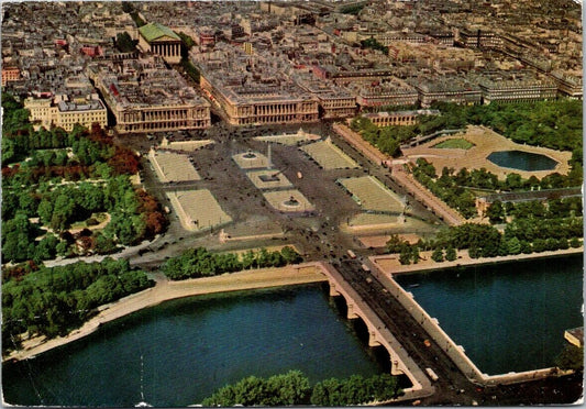 Postcard Vintage Paris Public Square La Place De La Concorde France Postage