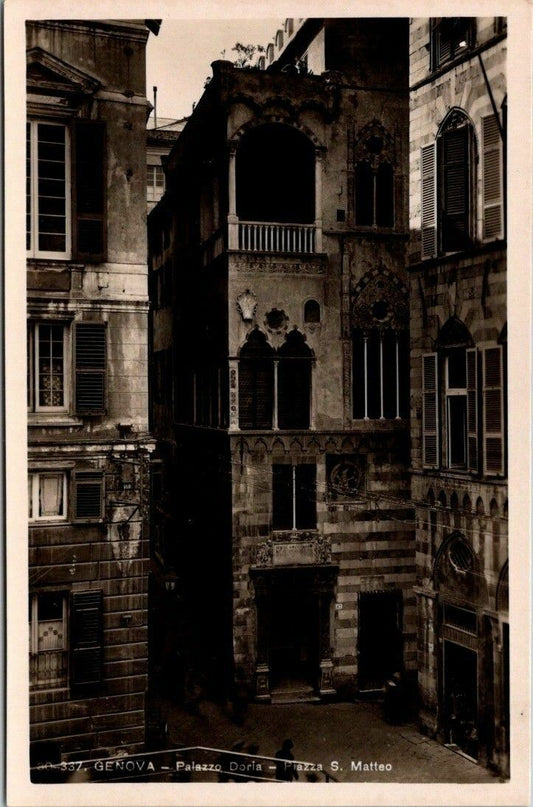 Vintage RPPC Postcard Genova Palazzo Doria Plazza S. Matteo