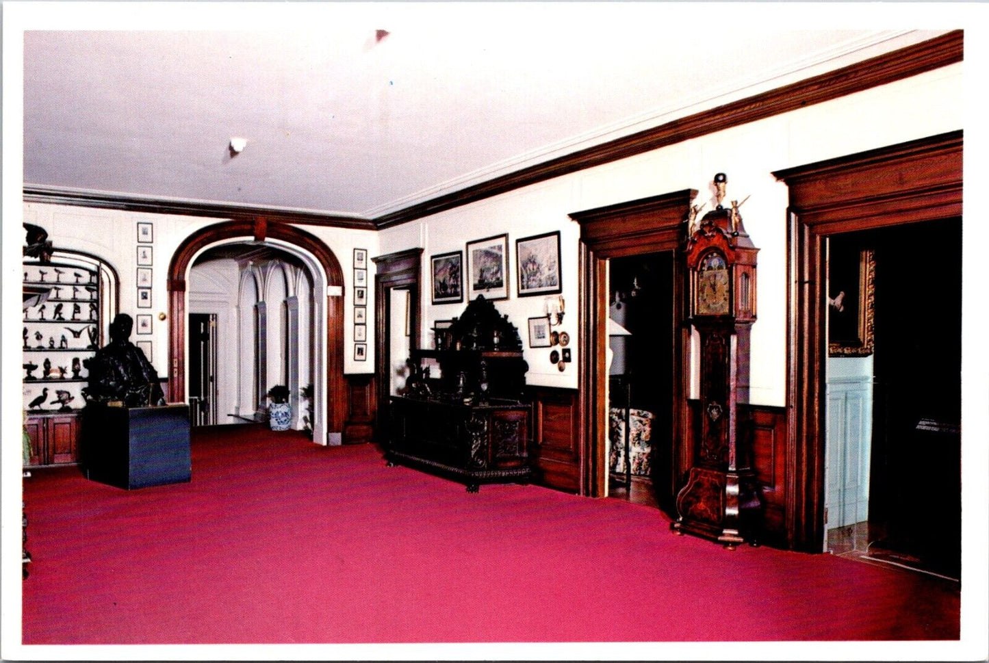 Postcard Post Card Home of Franklin D Roosevelt " Main Hall "