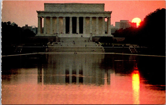 Postcard Lincoln Memorial At Sunset