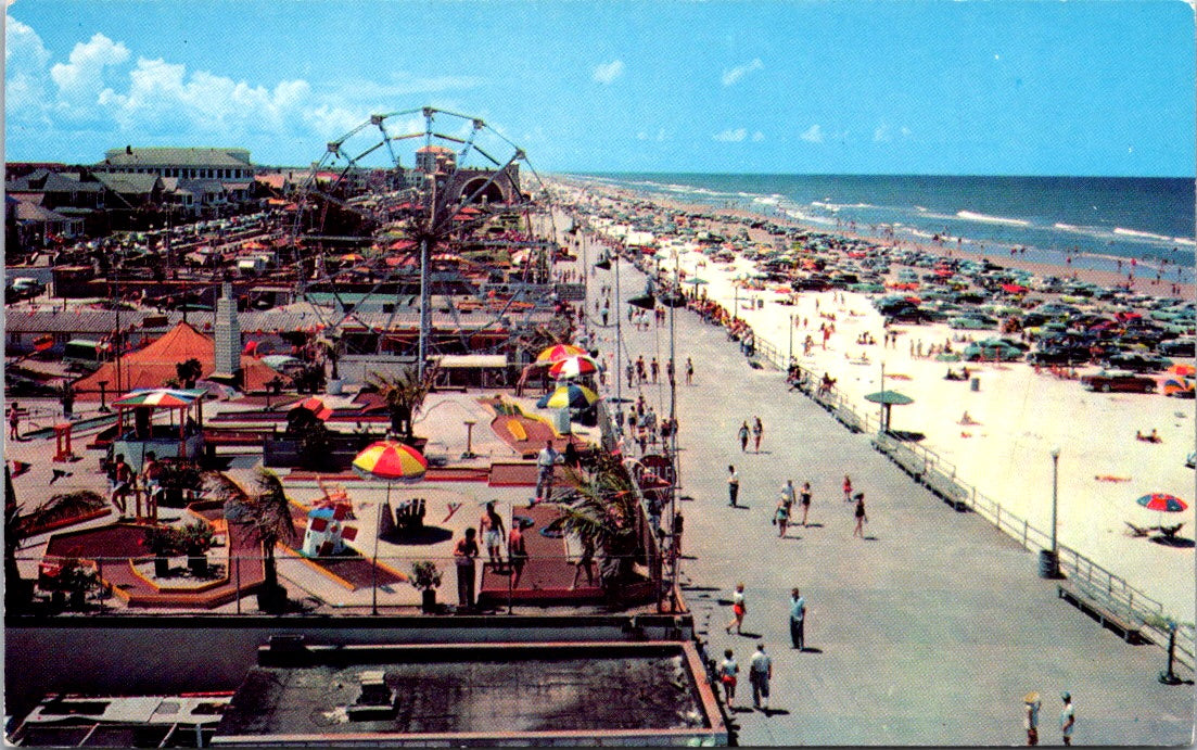 Vintage Postcard The Daytona Beach Boardwalk Florida United States Unposted