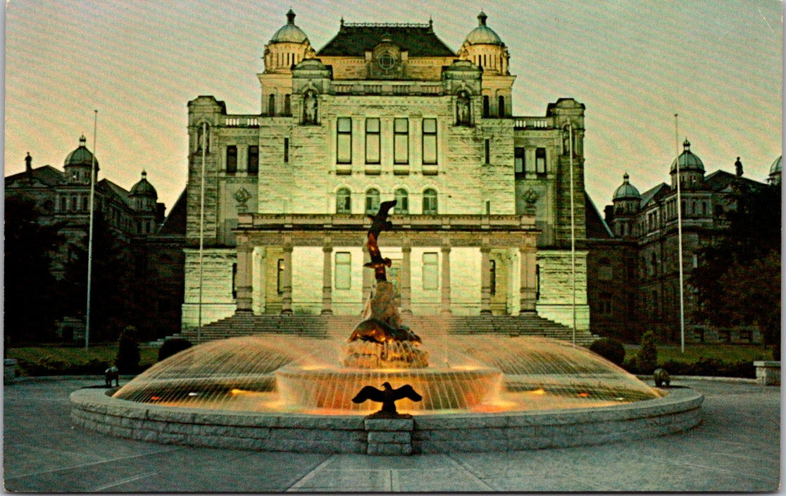 Vintage Postcard British Columbia's Parliament Building With Centennial Fountain