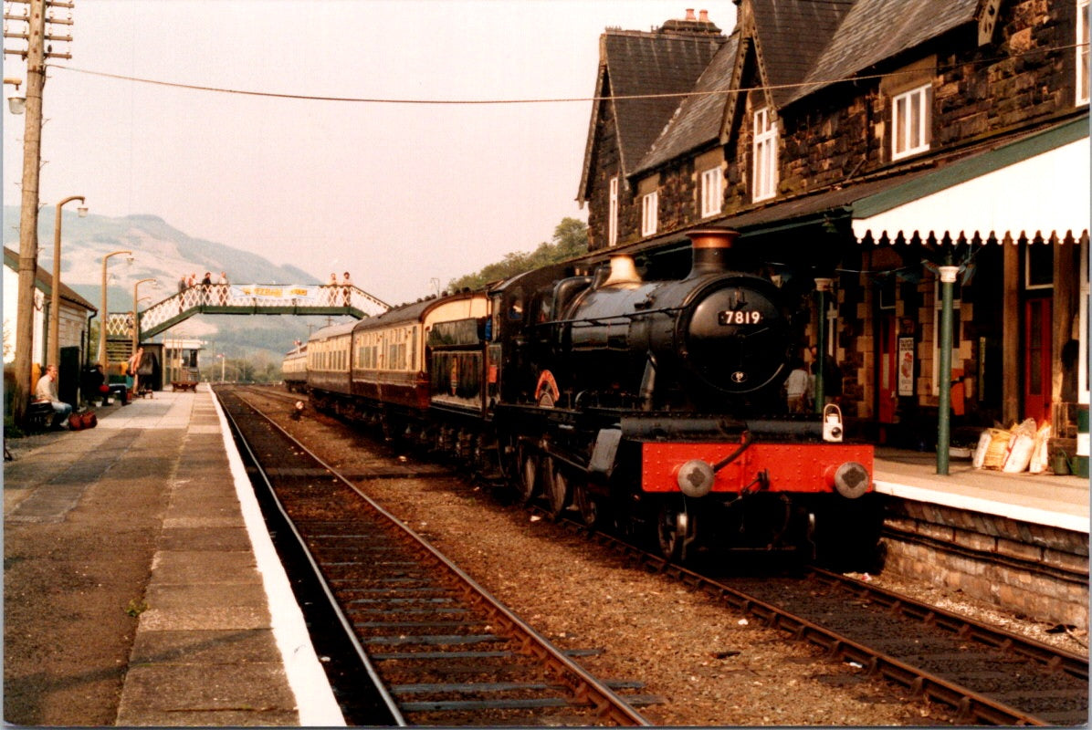 Vintage Postcard Photo Of a Railway Rail Transport Unposted