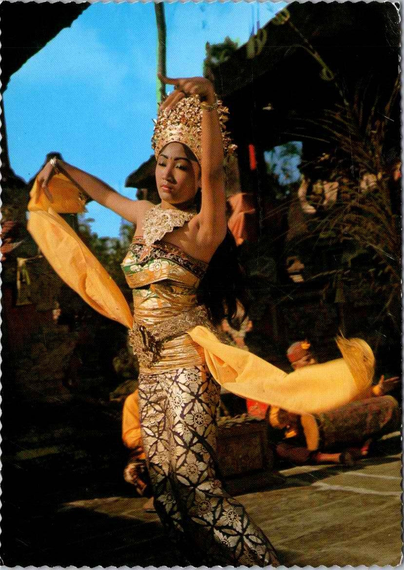 Vintage Postcard Tamulilingan Dance Oleg Bumblebee Dance Bali Indonesia Unposted