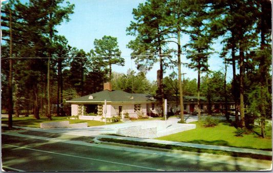 Vintage Postcard Forest Motor Court Columbia South Carolina United States Posted