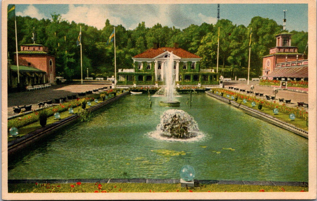 Vintage Postcard The Mirror Pond And The Ward Gothenburg Liseberg Sweden