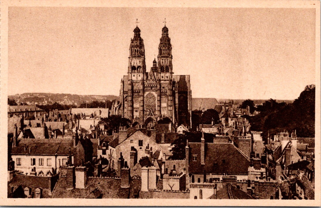 Vintage Postcard Tours France Cathédrale Saint-Gatien Unposted