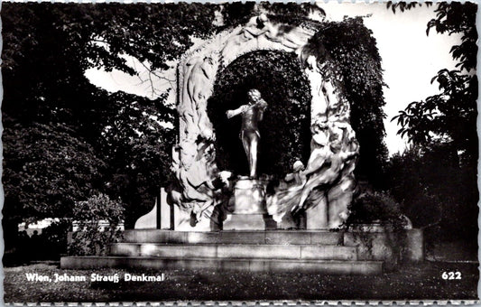 Vintage Postcard Johann Straub Monument Vienna Austria Unposted