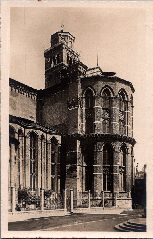 Vintage Postcard The Basilica di Santa Maria Gloriosa dei Frari Main Apse Italy