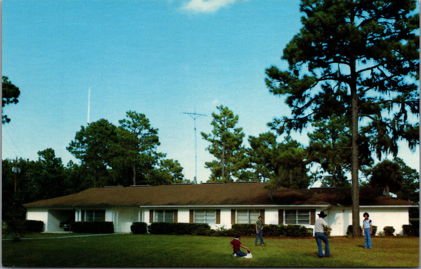 Vintage Postcard Smith's Cottage Advent Christian Village Dowling Park Florida