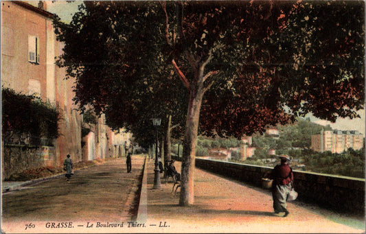 Vintage Postcard The Boulevard Thiers Grasse France Unposted