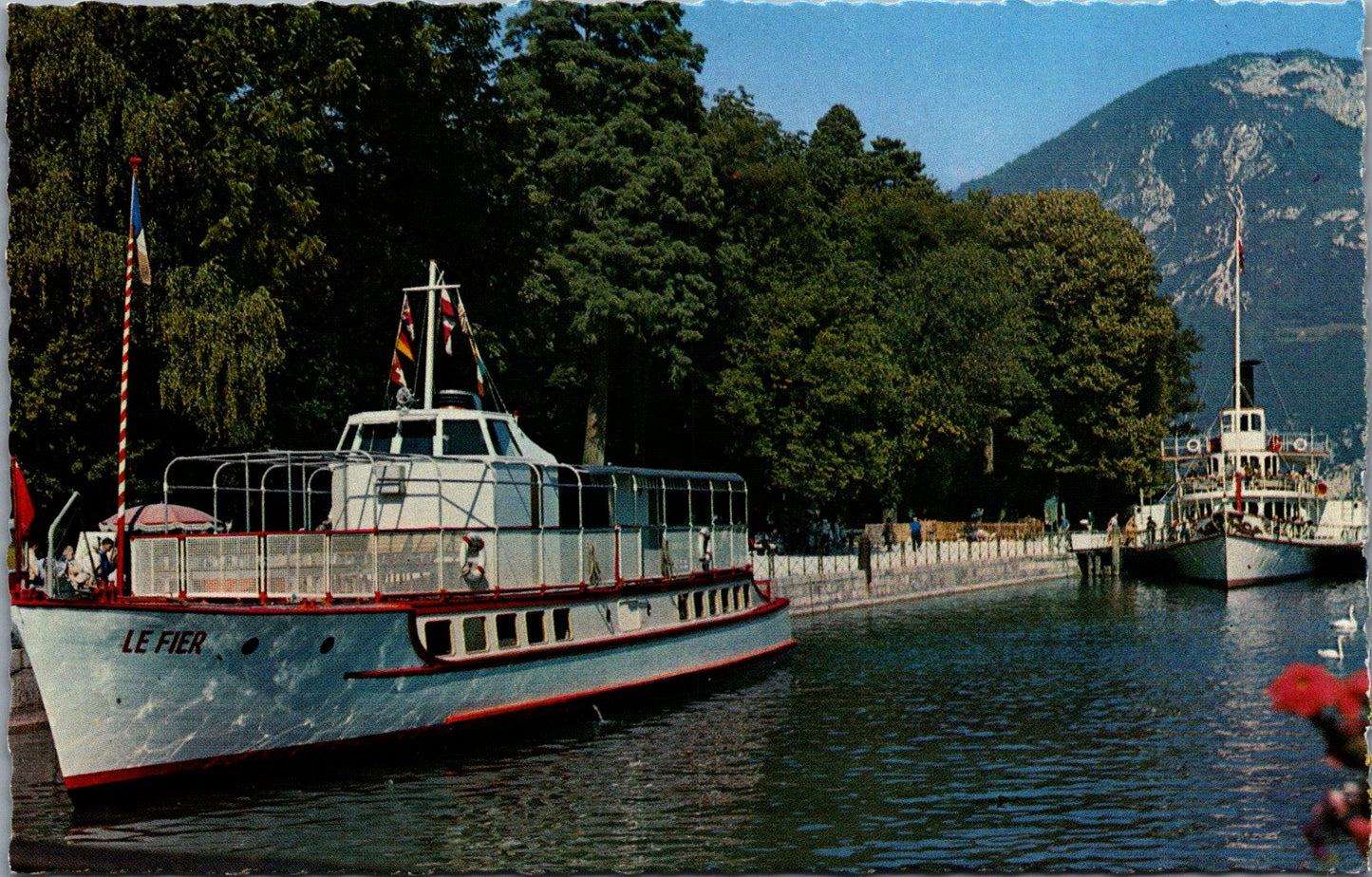 Vintage Postcard Boats At The Port And The Mont verier Annecy France Unposted