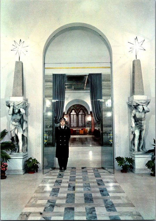 Vintage Postcard Entrance The Due Torri Hotel Verona Italy Unposted