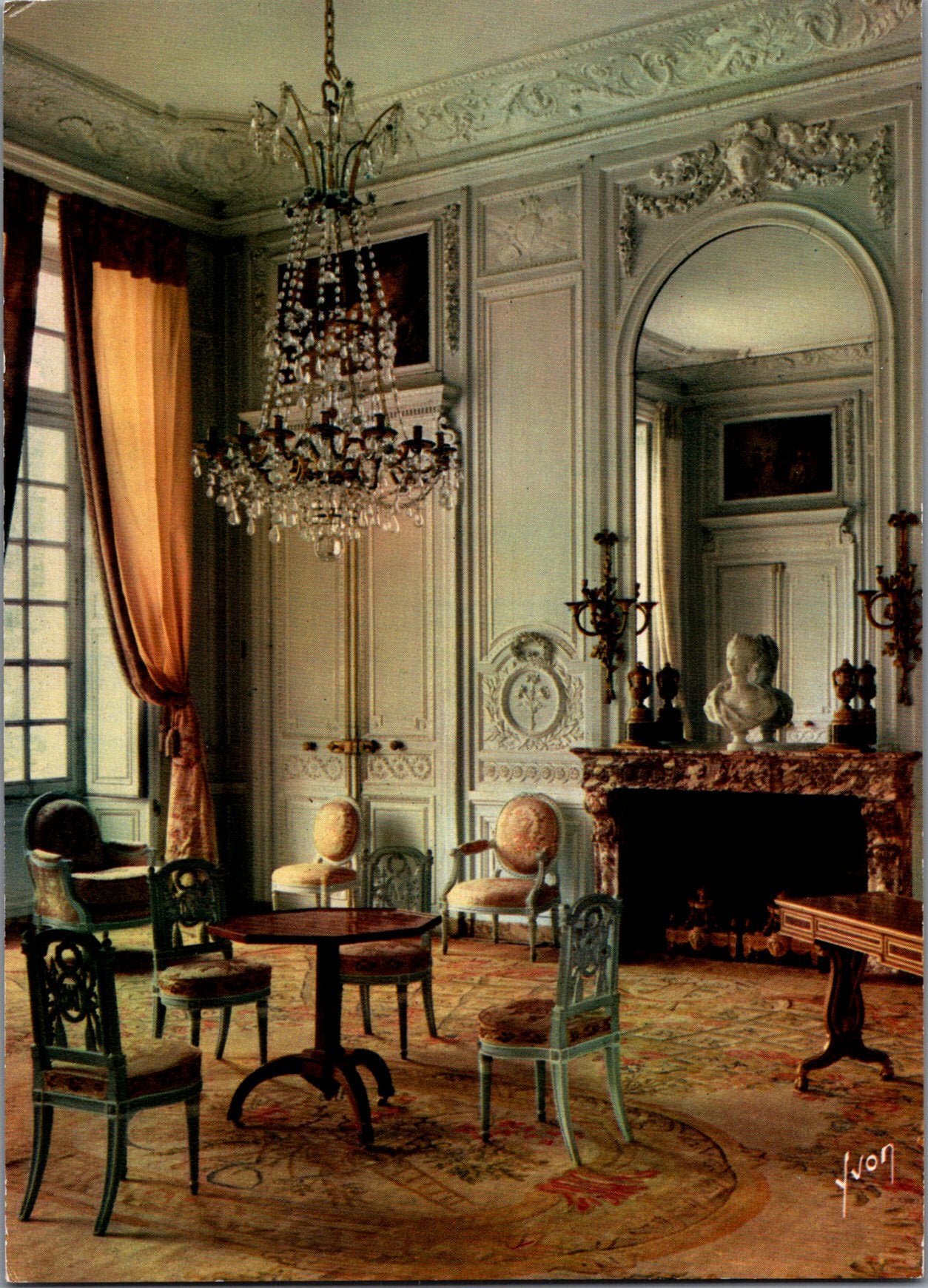 Vintage Postcard Grand Salon Petit Trianon Palace of Versailles France Unposted