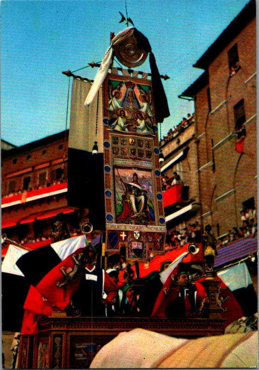 Vintage Postcardhe The Palio On Triumphal Chariot Siena Italy Unposted