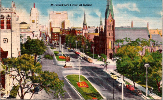 Vintage Postcard Milwaukee's Court Of Honor Wisconsin Posted 1954