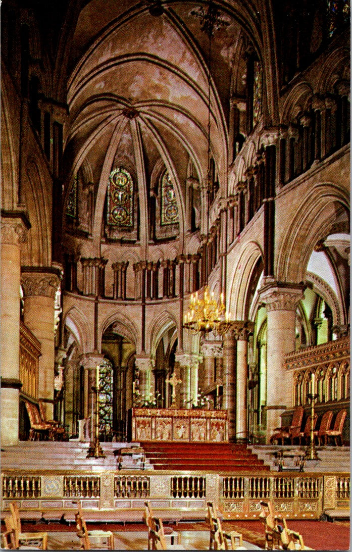 Vintage Postcard The Beautiful Canterbury Cathedral England Unposted