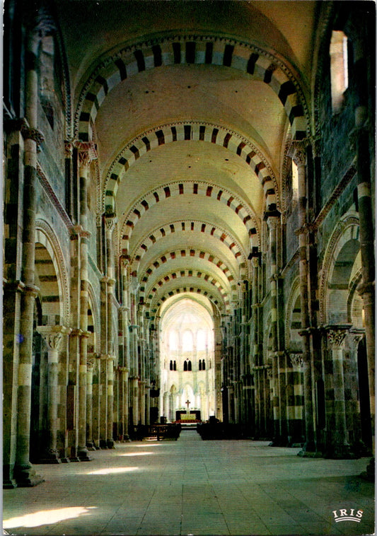 Vintage Postcard The Nave Cathedral Of The Madeleine Vezelay France Unposted ..