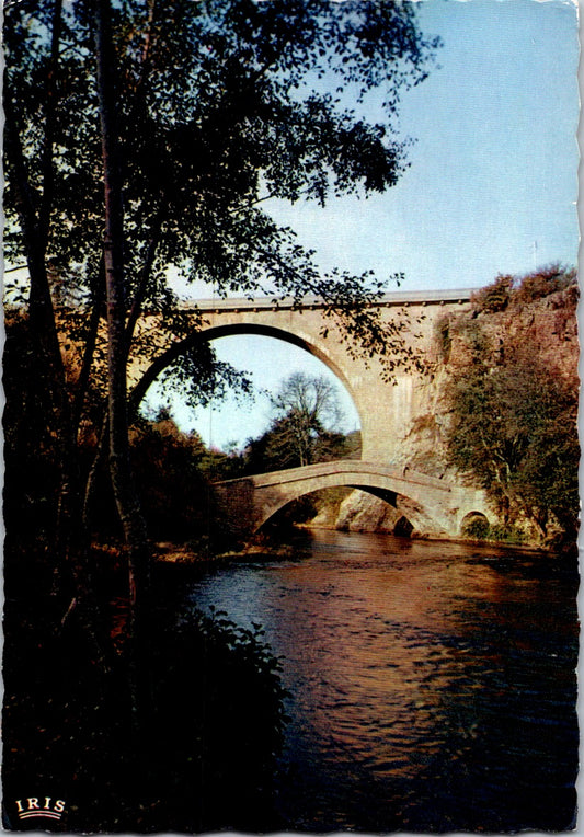 Vintage Postcard Pierre Perthuis Bridge Avalon Yonne France Unposted