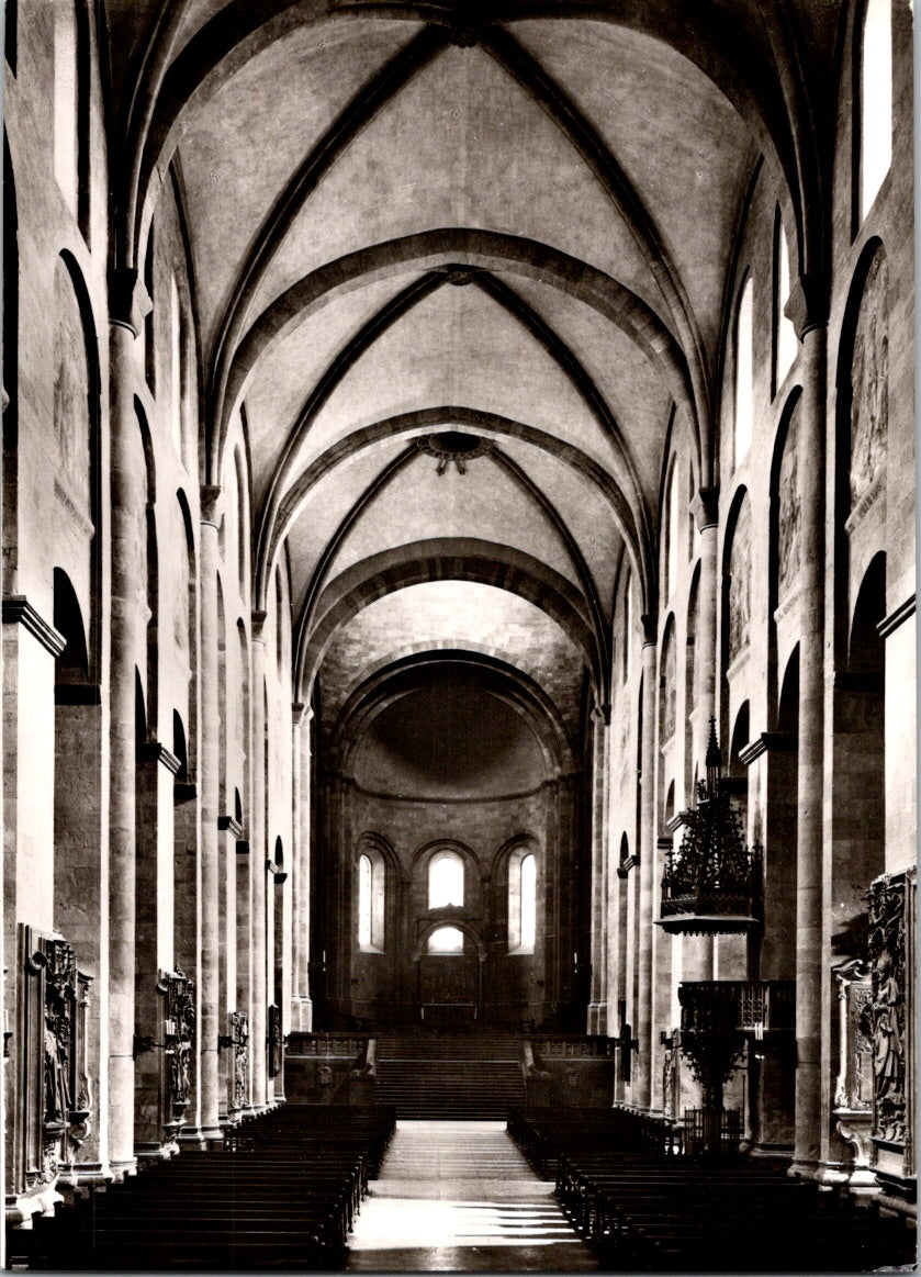 Vintage Postcard Middle Aisle And East Choir Mainz Cathedral Germany Unposted