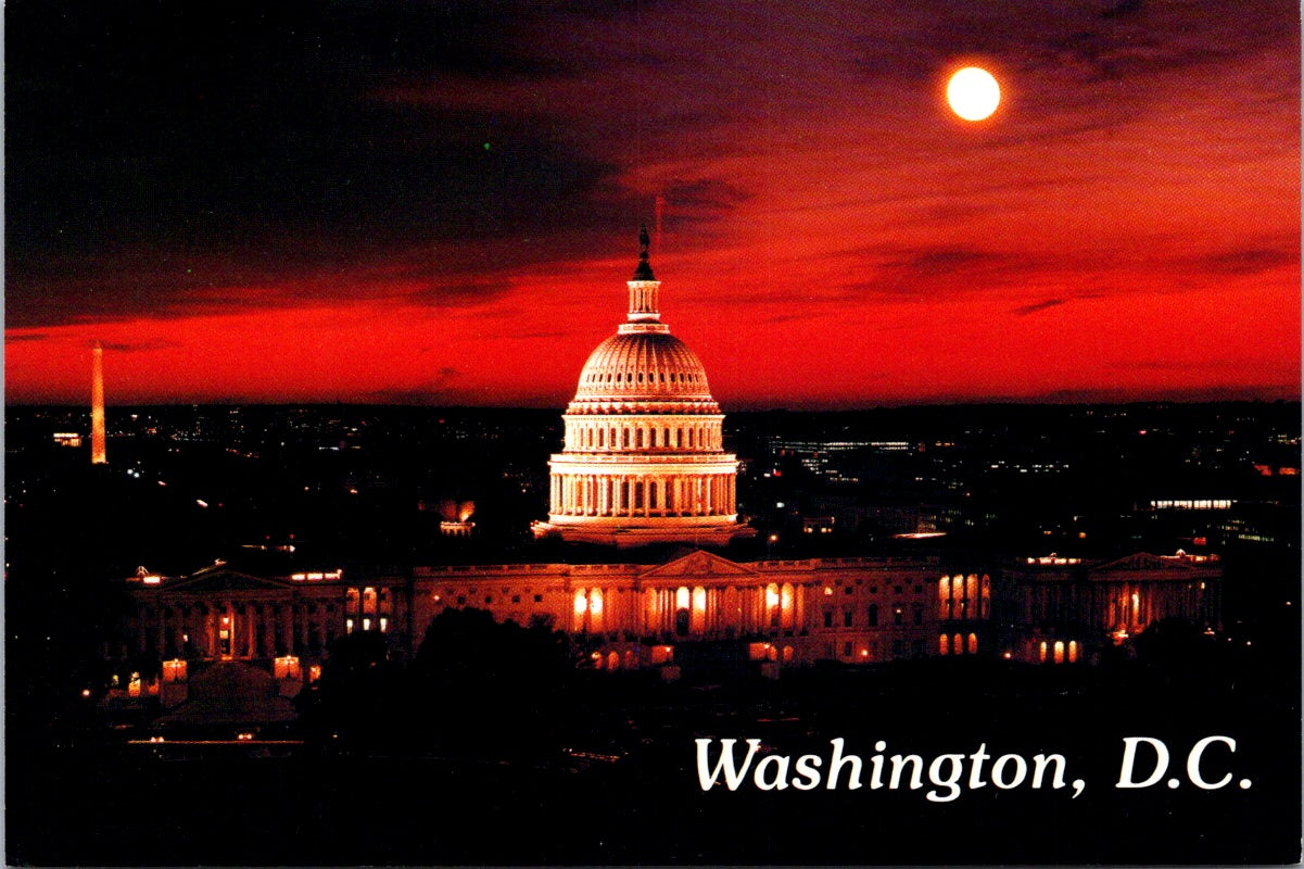 Vintage Postcard A Night View Of US State Capitol Seen From East Of Washington