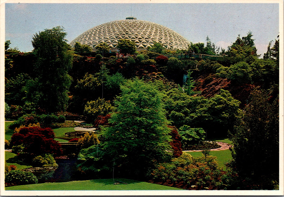 Vintage Postcard Queen Elizabeth Park And Bloedel Floral Conservatory Canada