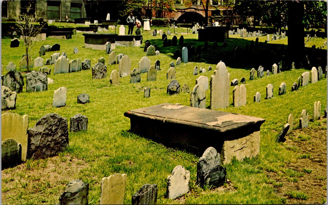 Vintage Postcard Old Granary Burying Ground Freedom Trail Boston Massachussets