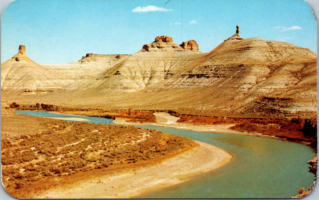 Vintage Postcard Fire Hole Region Green River Wyoming Buttes And Chimneys Tower