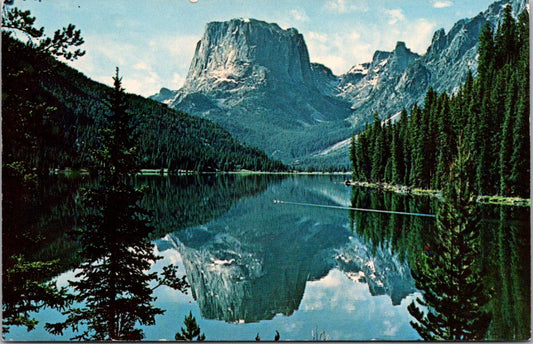 Vintage Postcard Square Top Mountain Over Green River Lake Wyoming Unposted