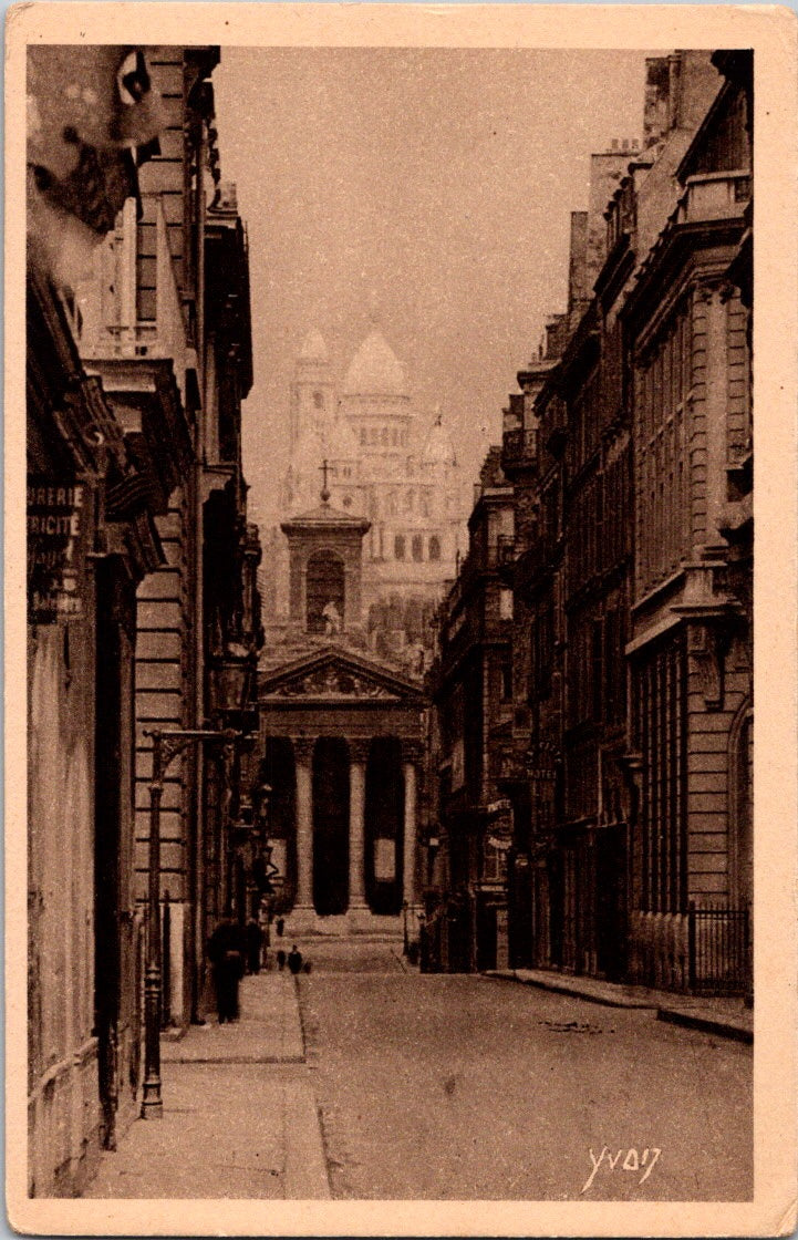 Vintage Postcard The Sacré-Cœur From Lafitte Street Paris France Unposted