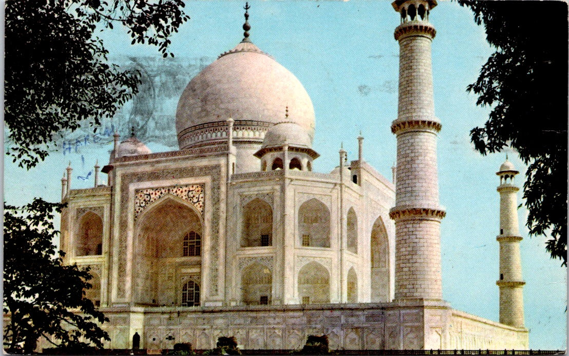 Vintage Postcard The Taj Mahal White Marble Mausoleum In Agra India Posted