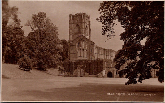 Vintage Postcard Fountains Abbey Monastery England Ripon United Kingdom Unposted