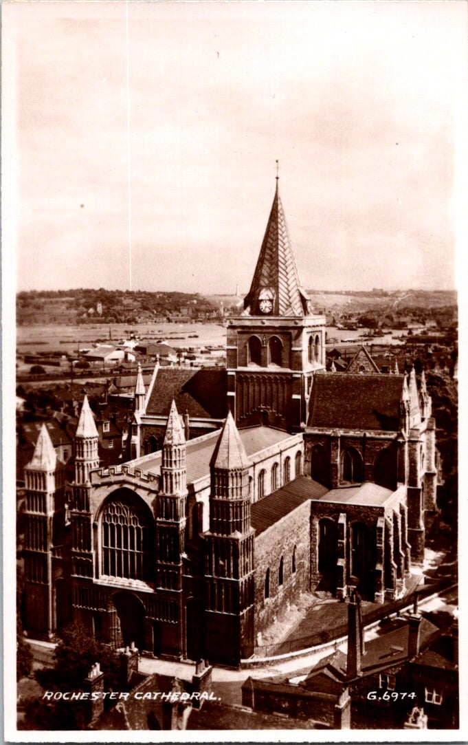 Vintage Postcard The Rochester Cathedral Kent England United Kingdom Unposted