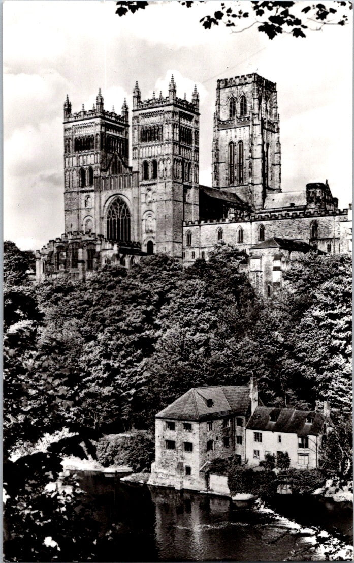 Vintage Postcard The Choir Chichester Cathedral England United Kingdom Unposted