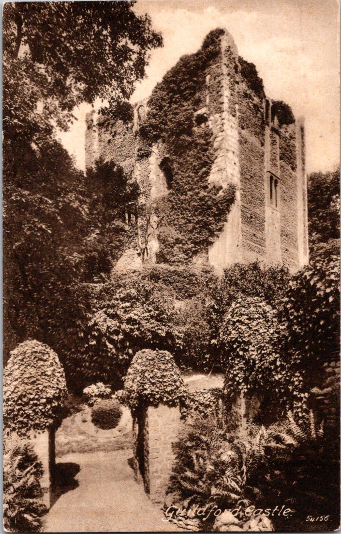 Vintage Postcard The Guildford Castle England United Kingdom Unposted