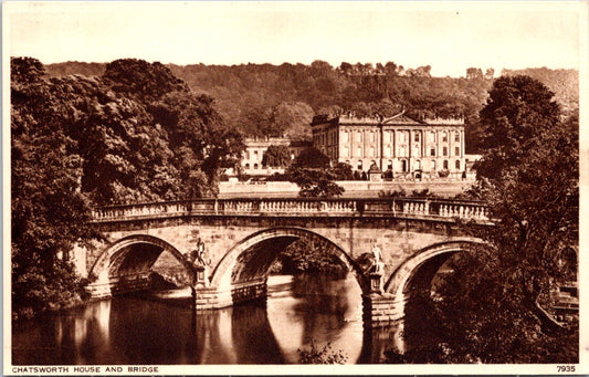 Vintage Postcard Chatsworth House And Bridge England United Kingdom Unposted