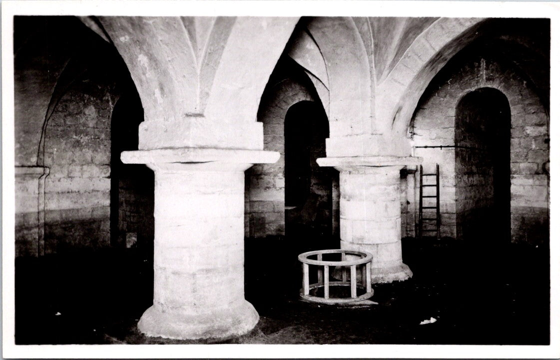 Vintage Postcard The Main Crypt Winchester Cathedral England United Kingdom