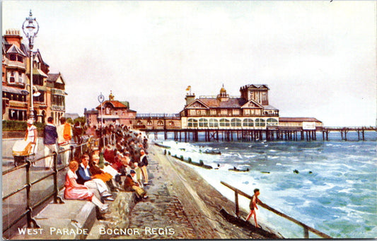 Vintage Postcard West Parade Bognor Regis England United Kingdom Unposted