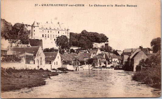 Vintage Postcard The Castle And The Boat Mill Châteauneuf-sur-Cher Unposted