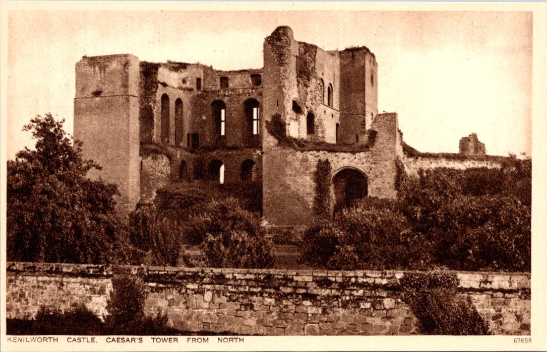 Vintage Postcard Kenilworth Castle Caesar's Tower From North England Unposted