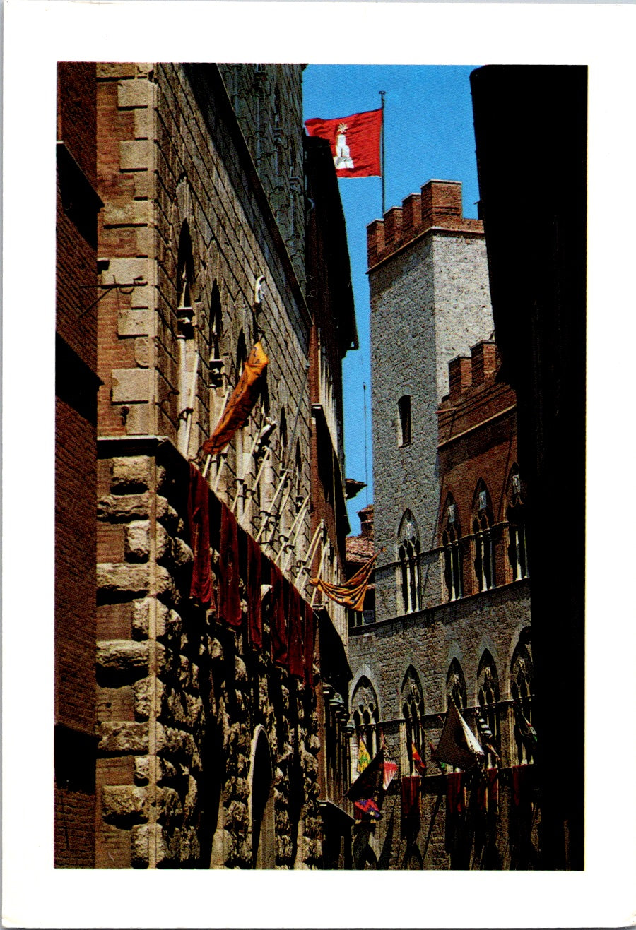 Vintage Postcard A Photo of A Building By Antonio Lelli Siena Italy Unposted