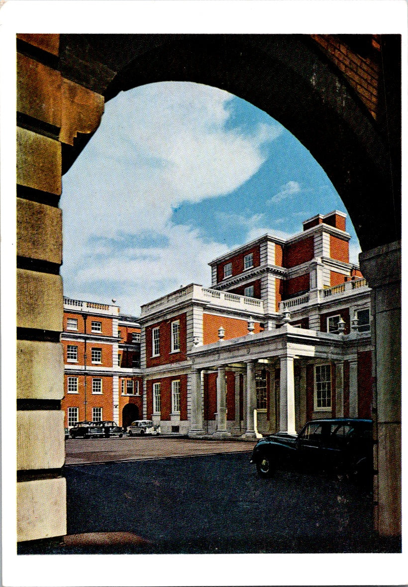 Vintage Postcard The Commonwealth Center Marlborough Main Entrance London