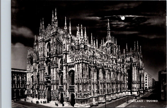 Vintage Postcard Duomo di Milano Milan Cathedral Lombardy Italy Unposted