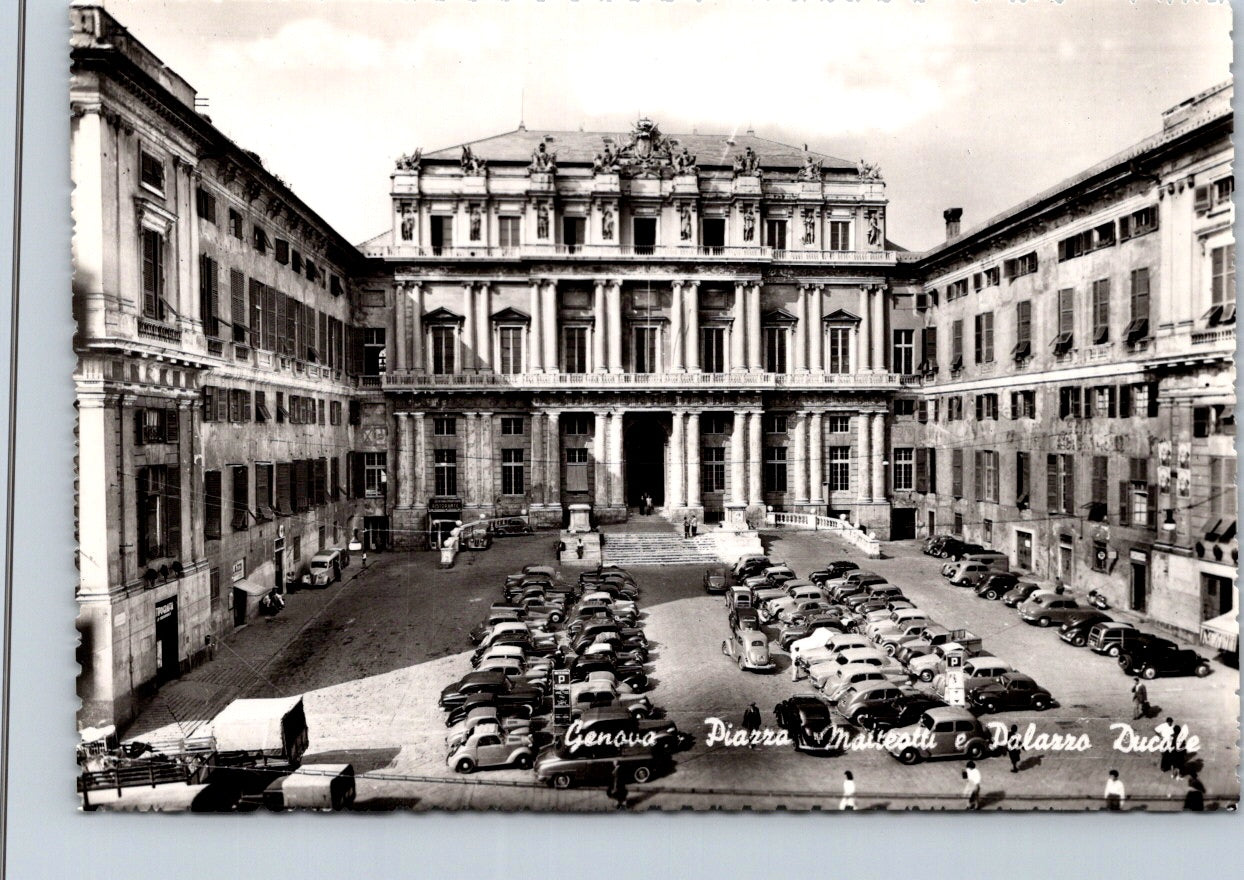 Vintage Postcard Piazza Matteotti Palazzo Ducale Genoa Italy Unposted