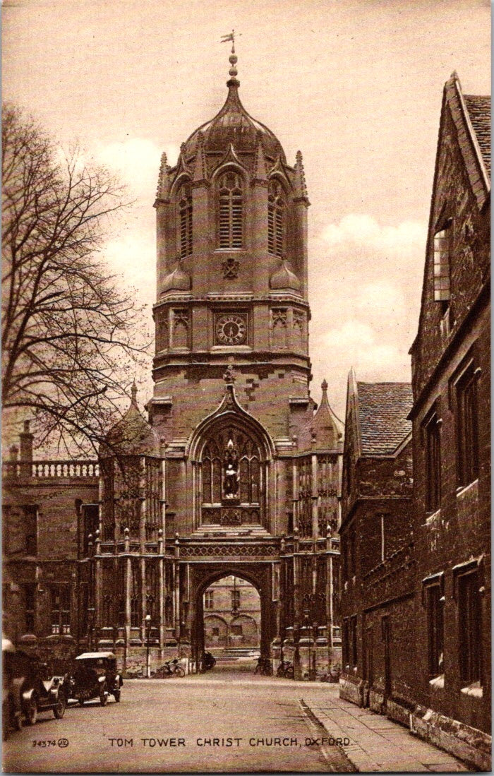 Vintage Postcard Tom Tower Christ Church Oxford England United Kingdom Unposted